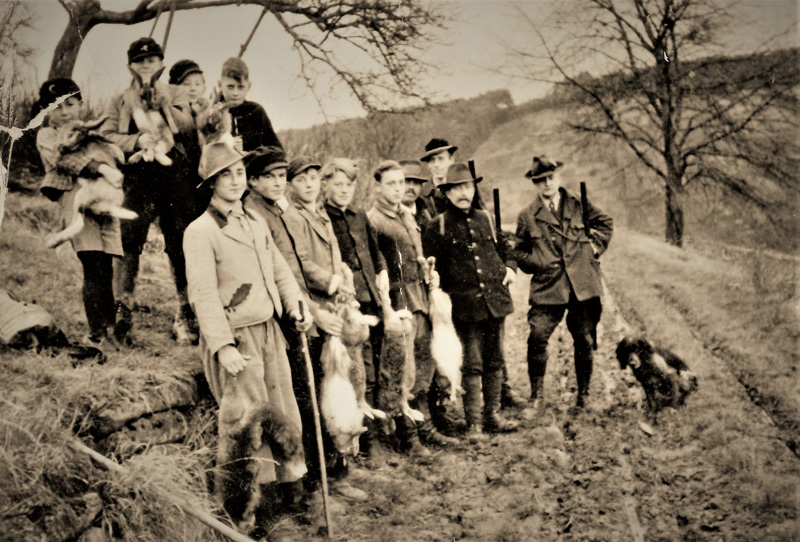 Treibjagd em Hembachtal 1939. Zweiter von rechts Christian Ambacher